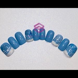 Let It Snow||Press-on Nail Set